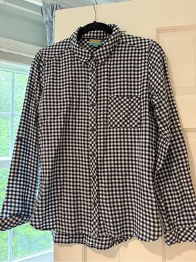 C&C California Navy and White Gingham Button-Down Shirt